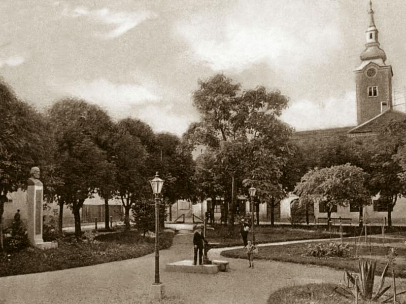 main town square with the bust of Antun Nemčić, 1907