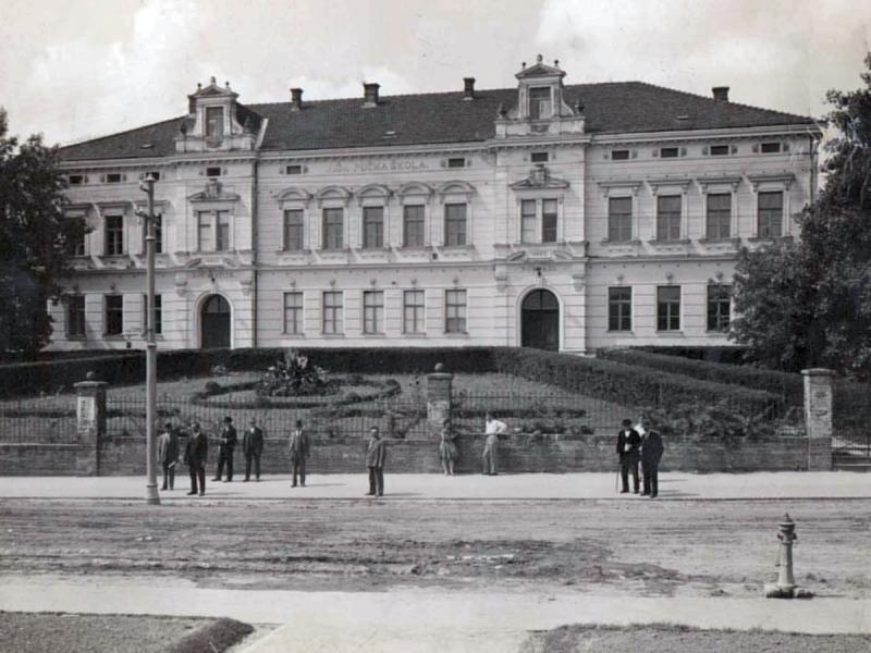 Viša pučka škola u Gornjem Gradu, današnja osnovna škola Ljudevita Modeca